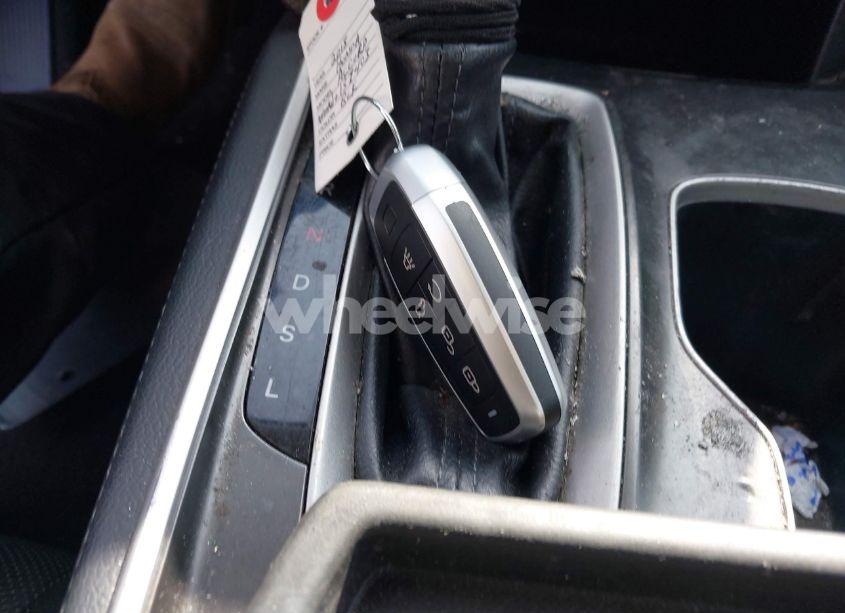 Photo 11 of 2018 Honda Accord EX-L (VIN 1HGCV1F58JA137403)