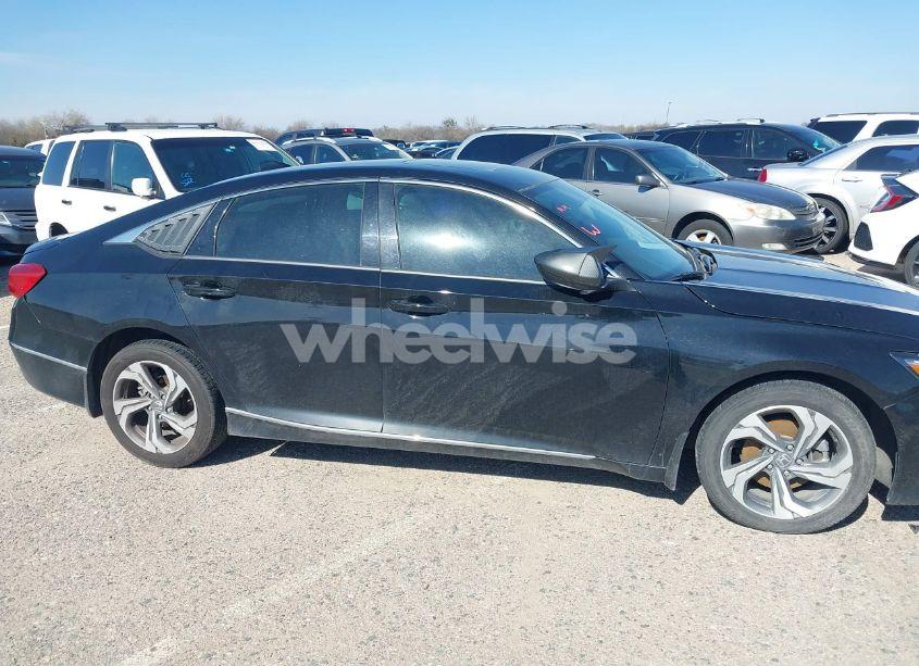 Photo 13 of 2018 Honda Accord EX-L (VIN 1HGCV1F58JA137403)