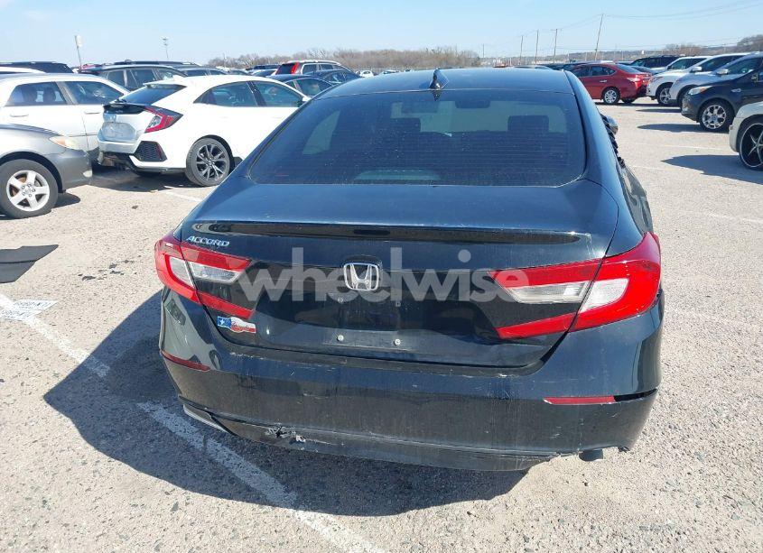 Photo 16 of 2018 Honda Accord EX-L (VIN 1HGCV1F58JA137403)