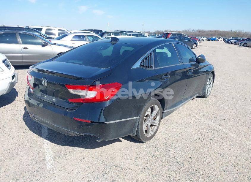 Photo 4 of 2018 Honda Accord EX-L (VIN 1HGCV1F58JA137403)