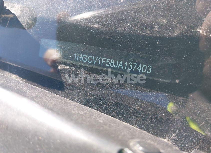 Photo 9 of 2018 Honda Accord EX-L (VIN 1HGCV1F58JA137403)