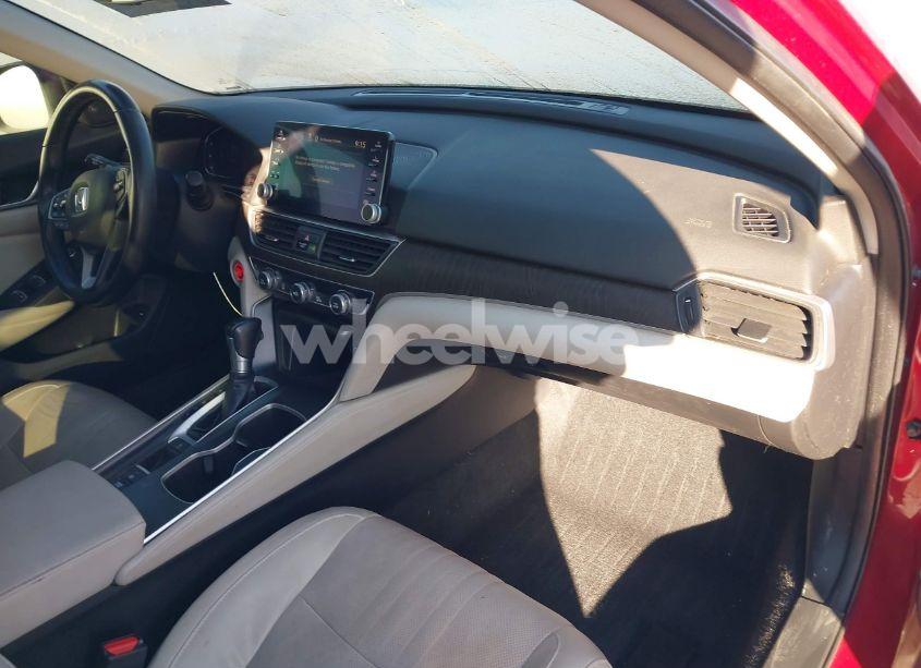 Photo 5 of 2018 Honda Accord EX-L (VIN 1HGCV1F58JA187217)