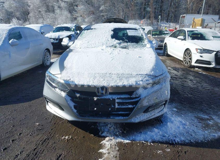 Photo 12 of 2018 Honda Accord EX-L (VIN 1HGCV1F58JA217042)