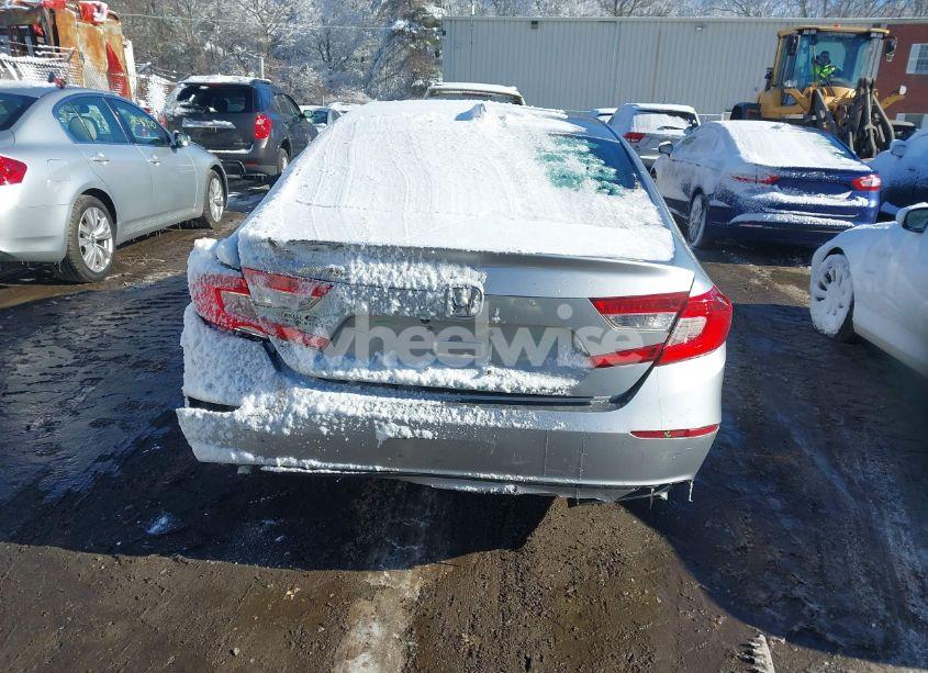 Photo 16 of 2018 Honda Accord EX-L (VIN 1HGCV1F58JA217042)