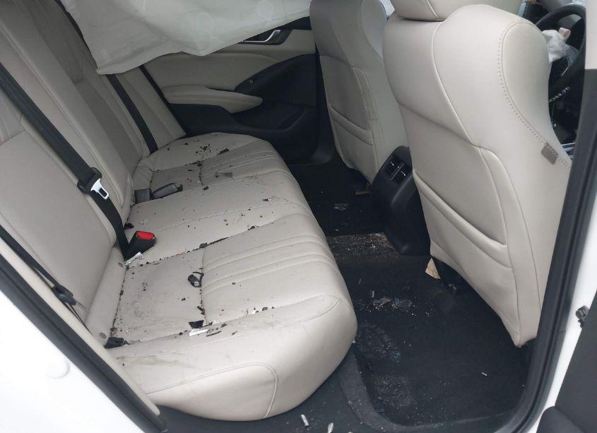 Photo 8 of 2018 Honda Accord EX-L (VIN 1HGCV1F58JA229806)