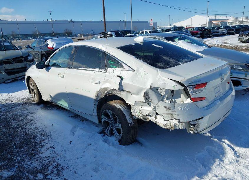 Photo 3 of 2019 Honda Accord EX-L (VIN 1HGCV1F58KA054233)
