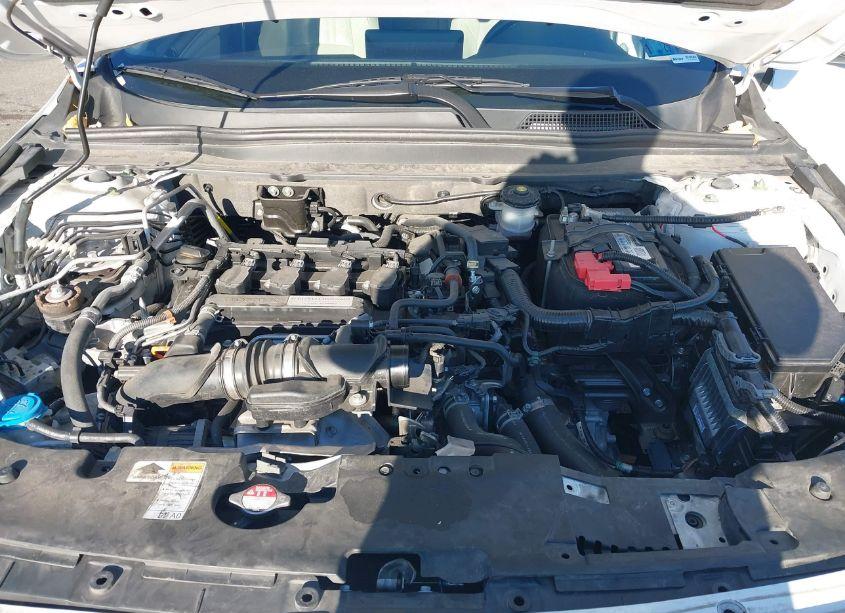 Photo 10 of 2019 Honda Accord EX-L (VIN 1HGCV1F58KA073512)