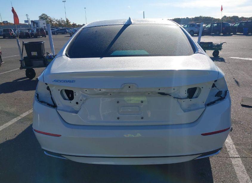 Photo 16 of 2019 Honda Accord EX-L (VIN 1HGCV1F58KA073512)