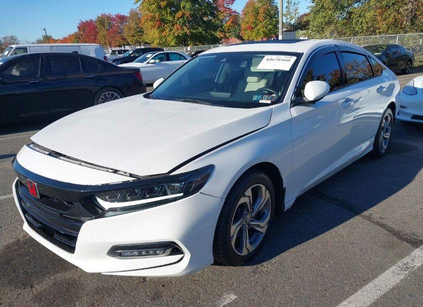 Photo 2 of 2019 Honda Accord EX-L (VIN 1HGCV1F58KA073512)