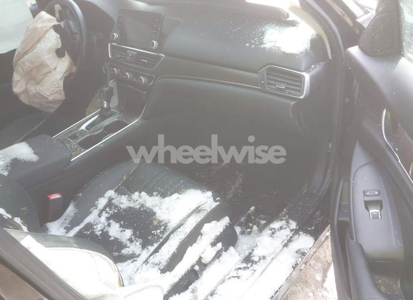 Photo 5 of 2021 Honda Accord EX-L (VIN 1HGCV1F58MA003334)