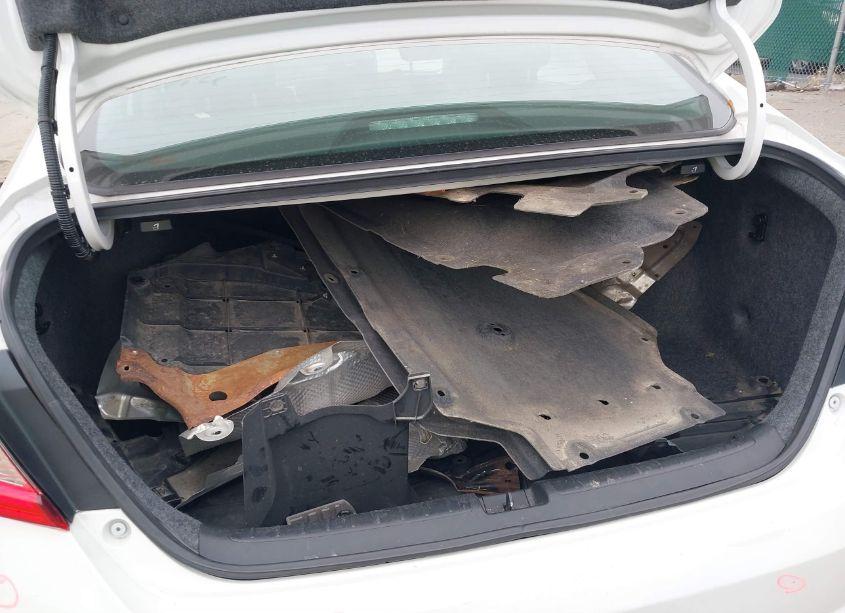 Photo 12 of 2018 Honda Accord EX-L (VIN 1HGCV1F59JA025127)