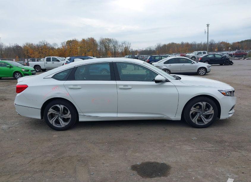 Photo 14 of 2018 Honda Accord EX-L (VIN 1HGCV1F59JA025127)