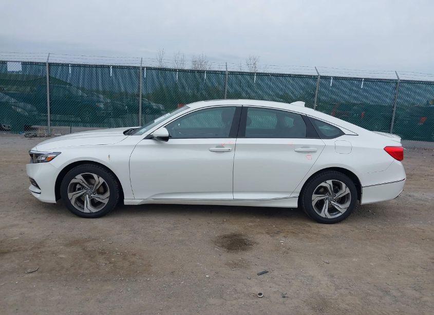 Photo 15 of 2018 Honda Accord EX-L (VIN 1HGCV1F59JA025127)