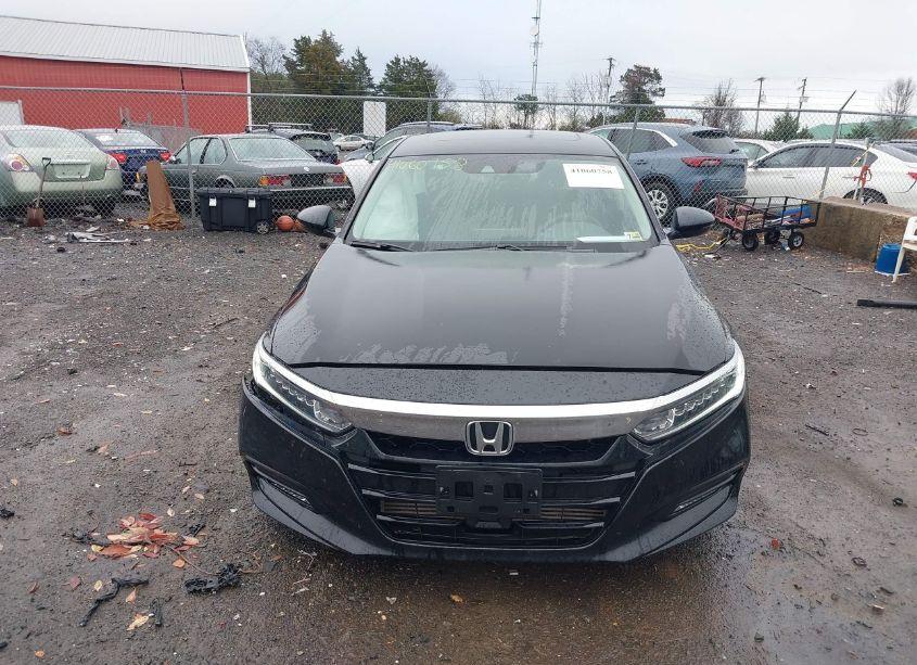 Photo 12 of 2018 Honda Accord EX-L (VIN 1HGCV1F59JA079267)
