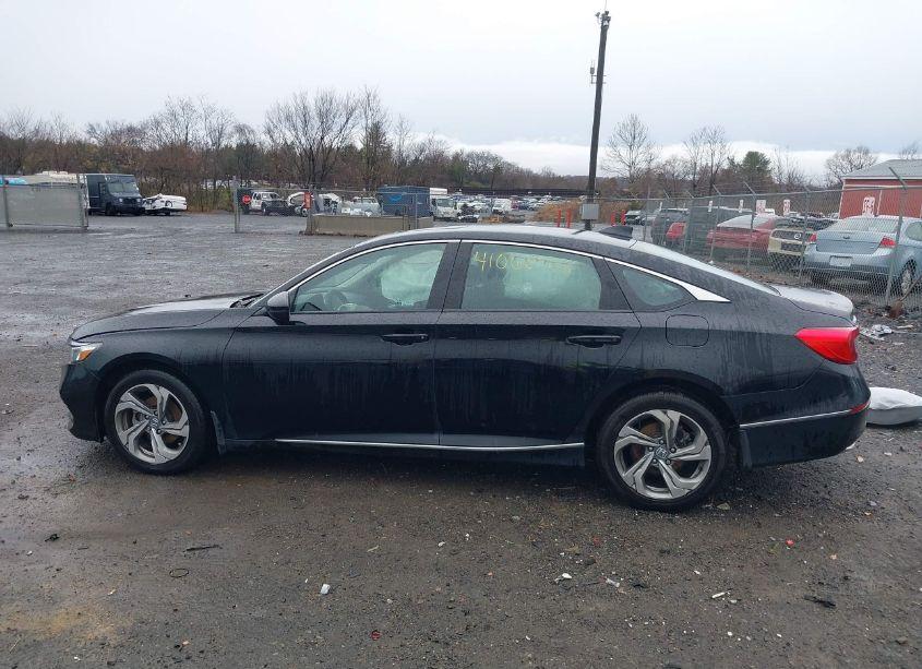 Photo 14 of 2018 Honda Accord EX-L (VIN 1HGCV1F59JA079267)