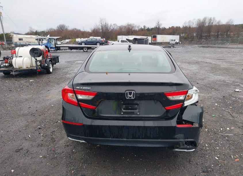 Photo 16 of 2018 Honda Accord EX-L (VIN 1HGCV1F59JA079267)
