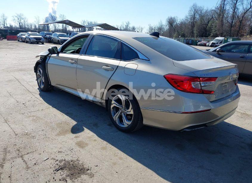 Photo 3 of 2018 Honda Accord EX-L (VIN 1HGCV1F59JA130122)