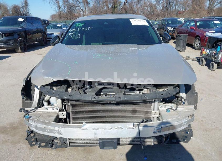 Photo 6 of 2018 Honda Accord EX-L (VIN 1HGCV1F59JA130122)