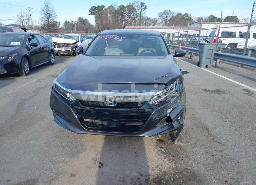 Photo 12 of 2019 Honda Accord EX-L (VIN 1HGCV1F59KA111071)
