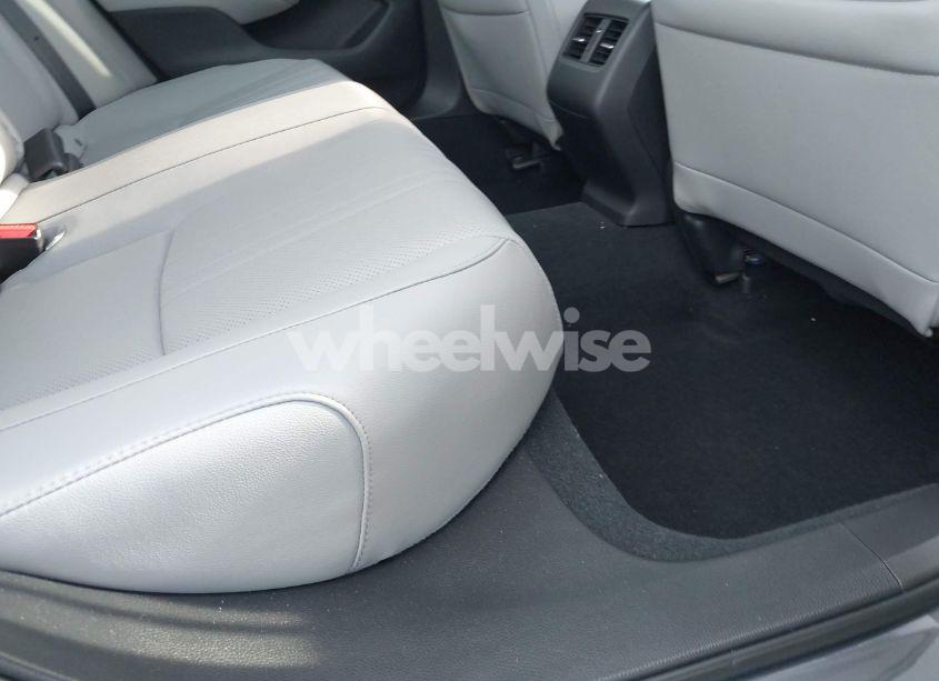 Photo 8 of 2019 Honda Accord EX-L (VIN 1HGCV1F59KA111071)