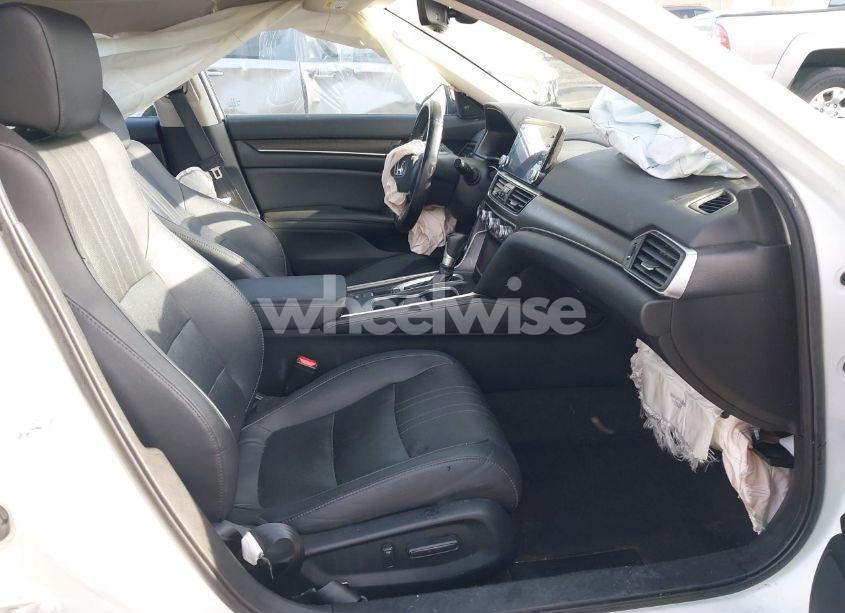 Photo 5 of 2020 Honda Accord EX-L (VIN 1HGCV1F59LA036826)