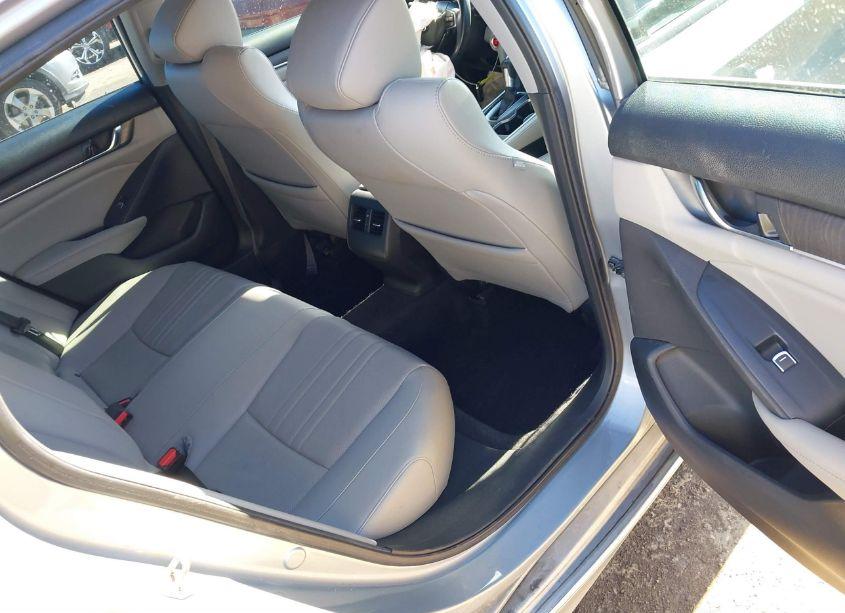 Photo 8 of 2020 Honda Accord EX-L (VIN 1HGCV1F59LA070023)