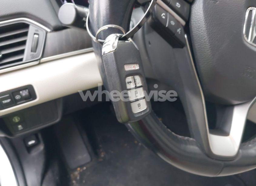 Photo 11 of 2020 Honda Accord EX-L (VIN 1HGCV1F59LA130463)