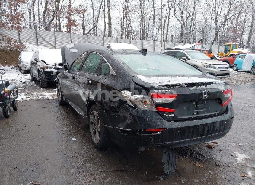 Photo 6 of 2018 Honda Accord EX-L (VIN 1HGCV1F5XJA116844)