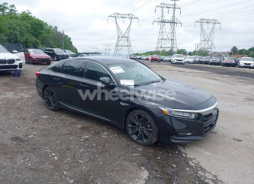 2018 Honda Accord EX-L (VIN 1HGCV1F5XJA200436) main photo