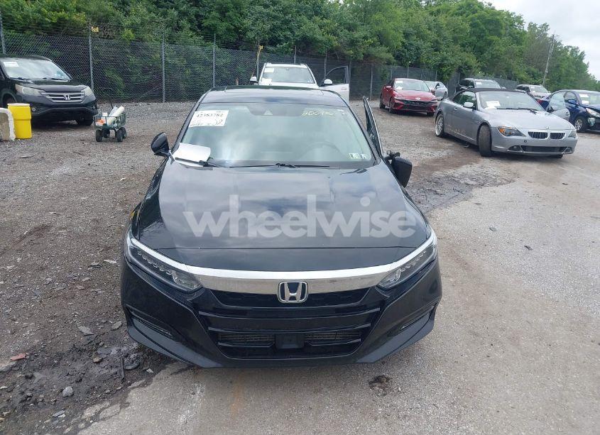 Photo 12 of 2018 Honda Accord EX-L (VIN 1HGCV1F5XJA200436)