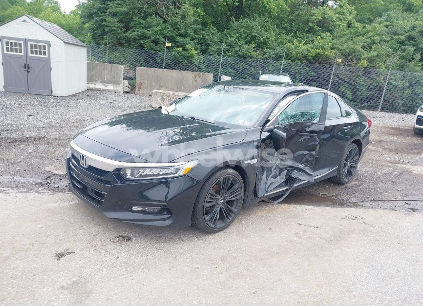 Photo 2 of 2018 Honda Accord EX-L (VIN 1HGCV1F5XJA200436)