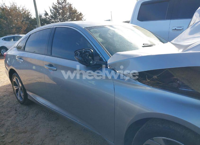 Photo 13 of 2020 Honda Accord EX-L (VIN 1HGCV1F5XLA021980)