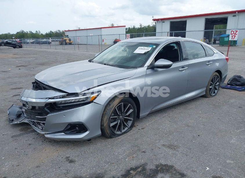 Photo 2 of 2021 Honda Accord EX-L (VIN 1HGCV1F5XMA085938)