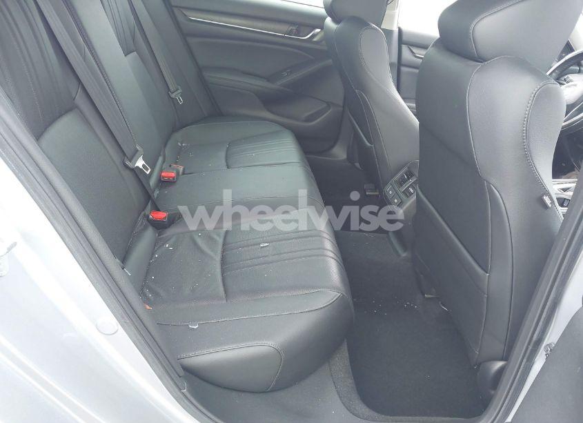 Photo 8 of 2021 Honda Accord EX-L (VIN 1HGCV1F5XMA085938)
