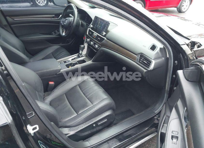 Photo 5 of 2021 Honda Accord EX-L (VIN 1HGCV1F5XMA089651)