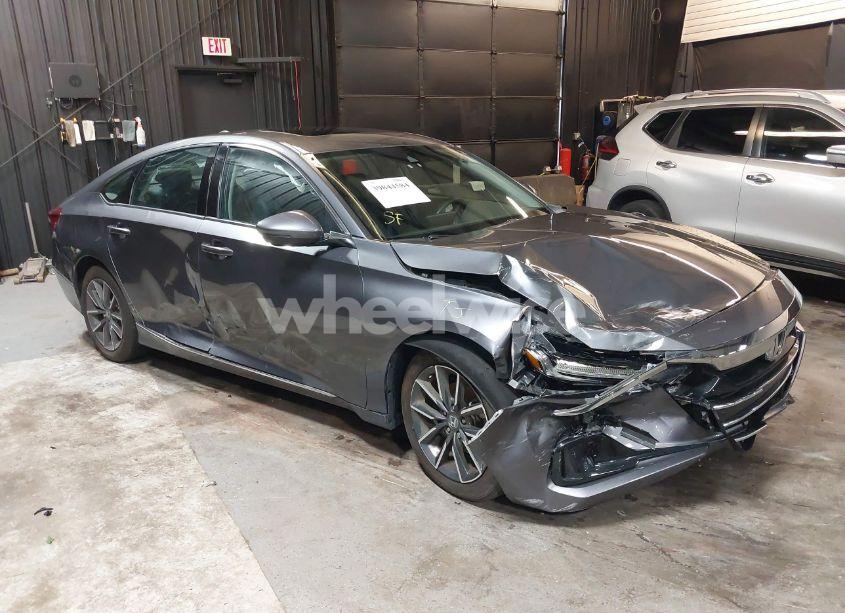 Photo 6 of 2022 Honda Accord EX-L (VIN 1HGCV1F5XNA072981)