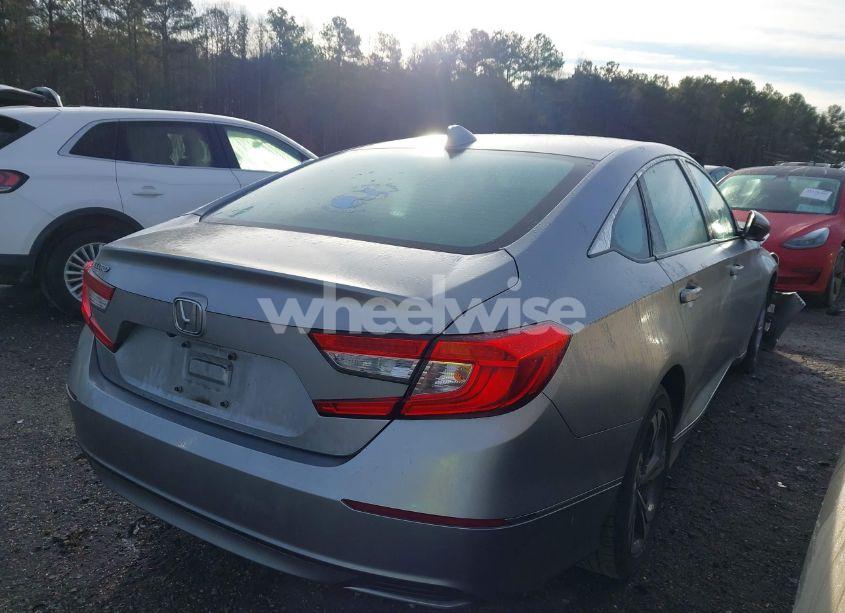 Photo 4 of 2018 Honda Accord EX-L (VIN 1HGCV1F63JA020868)