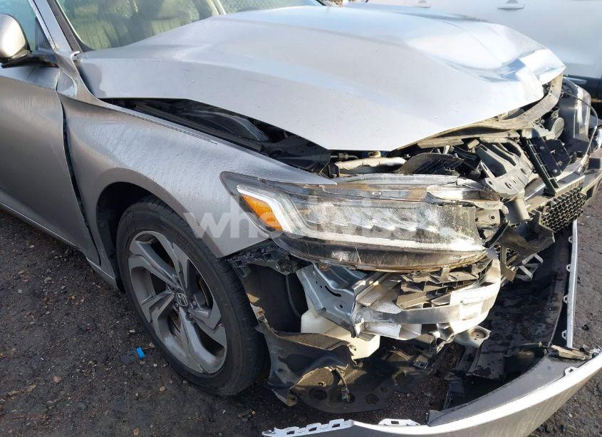 Photo 6 of 2018 Honda Accord EX-L (VIN 1HGCV1F63JA020868)