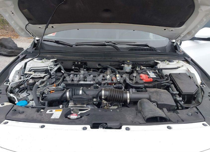 Photo 10 of 2018 Honda Accord EX-L (VIN 1HGCV1F63JA118380)