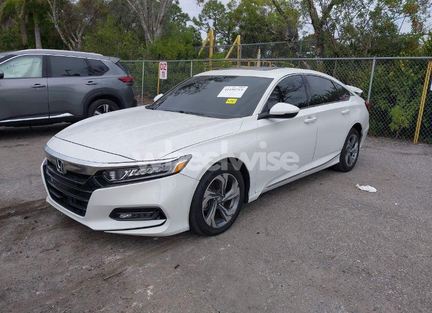Photo 2 of 2018 Honda Accord EX-L (VIN 1HGCV1F63JA118380)