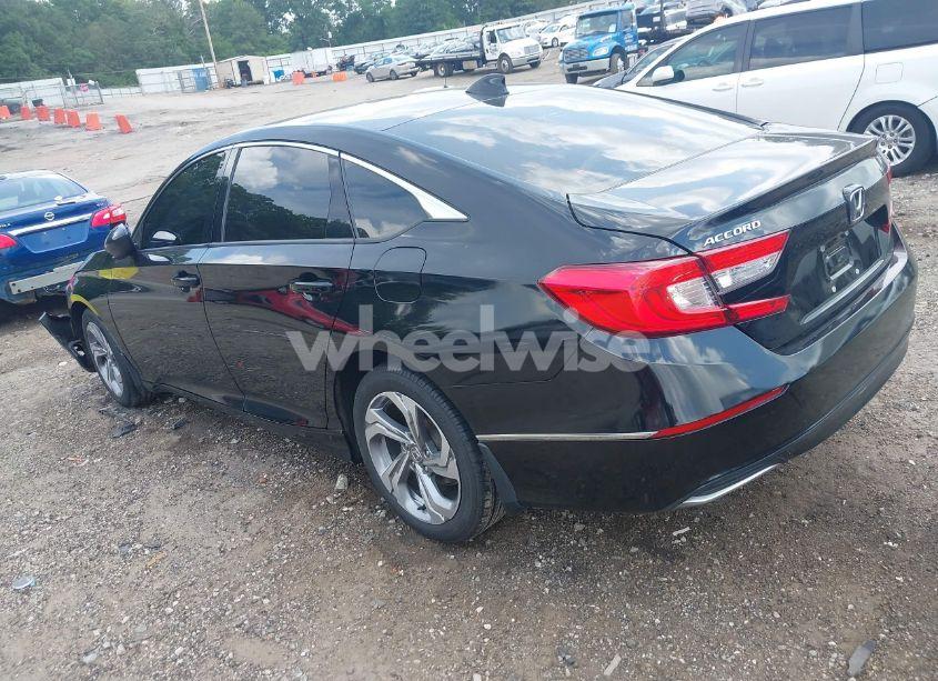 Photo 3 of 2018 Honda Accord EX-L (VIN 1HGCV1F63JA135776)
