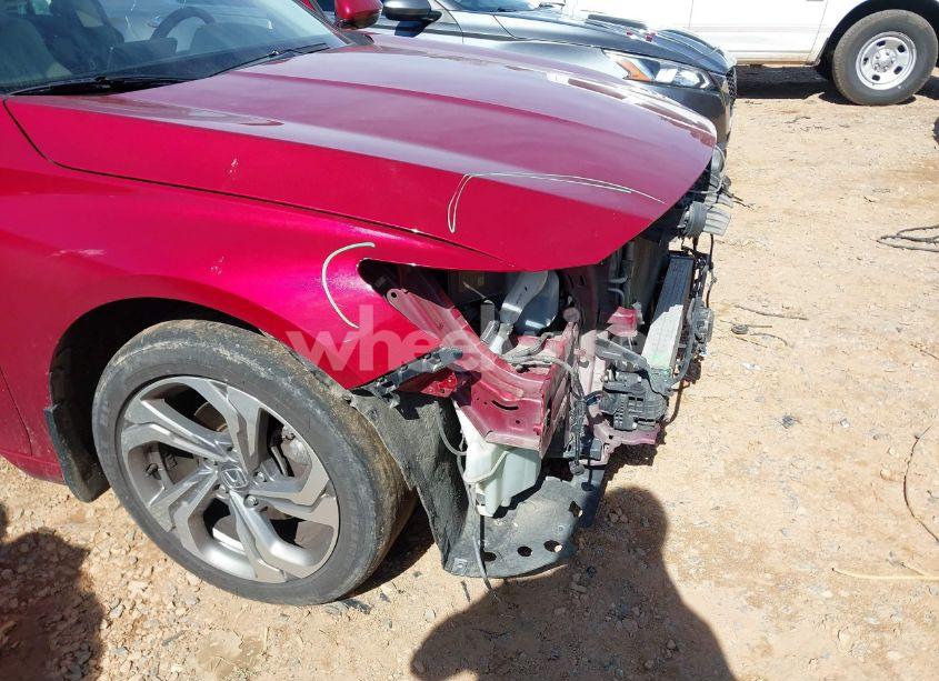 Photo 6 of 2018 Honda Accord EX-L (VIN 1HGCV1F63JA164811)