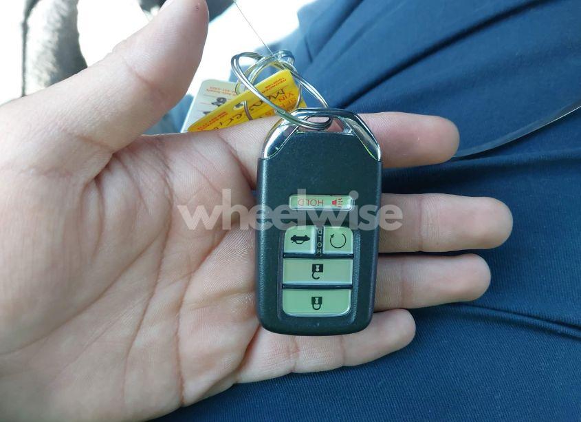 Photo 11 of 2018 Honda Accord EX-L (VIN 1HGCV1F65JA103475)