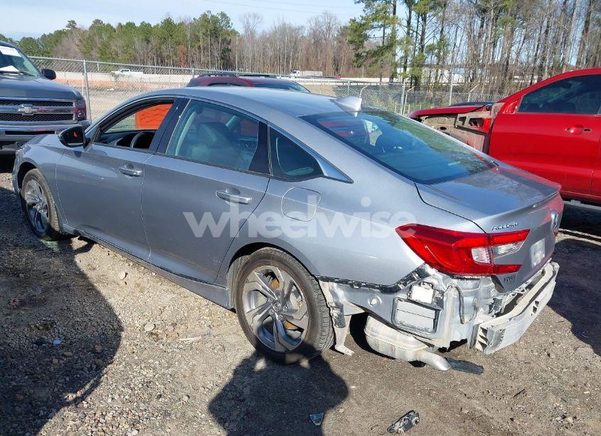 Photo 3 of 2018 Honda Accord EX-L (VIN 1HGCV1F65JA103475)