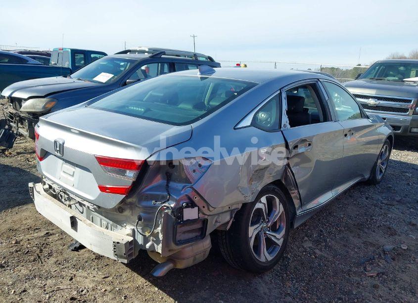 Photo 4 of 2018 Honda Accord EX-L (VIN 1HGCV1F65JA103475)