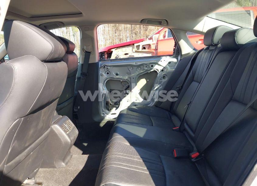 Photo 8 of 2018 Honda Accord EX-L (VIN 1HGCV1F65JA103475)