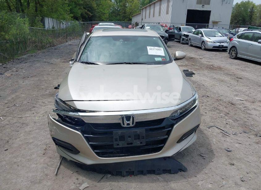 Photo 12 of 2018 Honda Accord EX-L (VIN 1HGCV1F66JA093734)