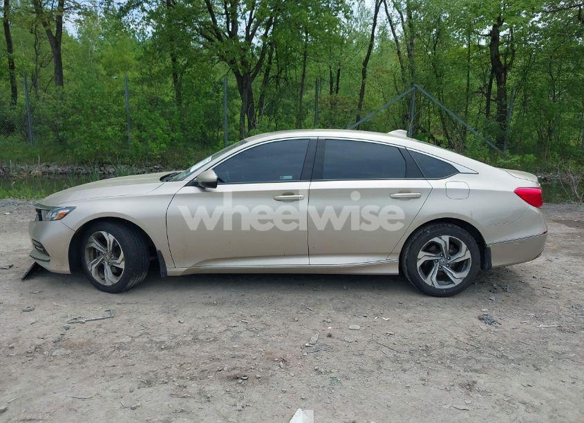 Photo 14 of 2018 Honda Accord EX-L (VIN 1HGCV1F66JA093734)