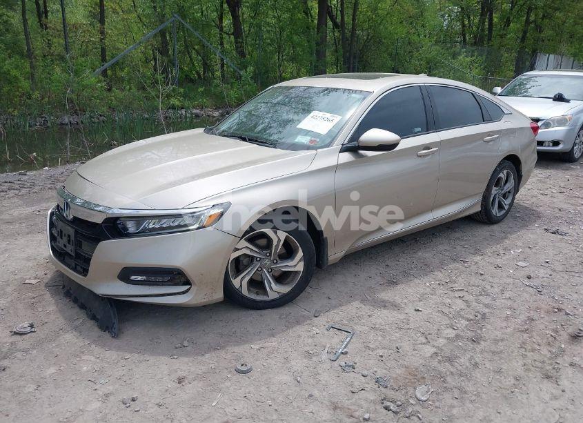 Photo 2 of 2018 Honda Accord EX-L (VIN 1HGCV1F66JA093734)