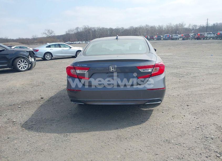 Photo 17 of 2018 Honda Accord EX-L (VIN 1HGCV1F67JA078532)